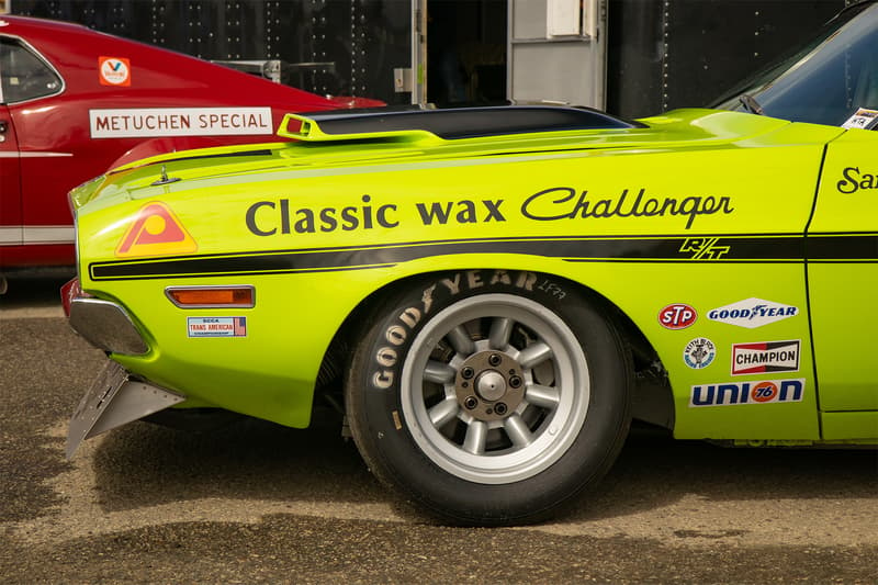 The sponsorships on the Challenger were plentiful, covering a large portion of the front fenders